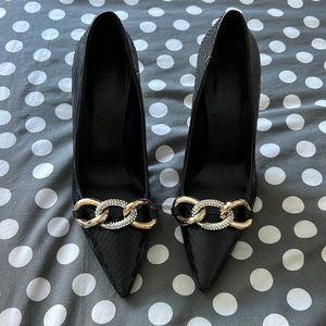 Karla Lagerfeld Paris pumps